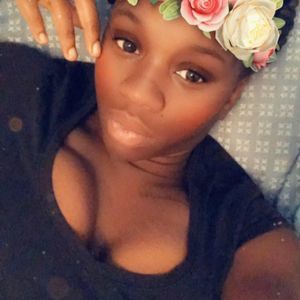 Meet your Posher, Latoya
